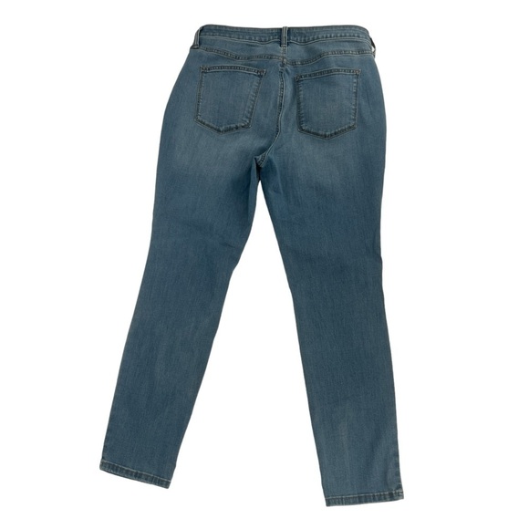 Old Navy Distressed Boyfriend Mid Rise Jeans Size 8 Women’s - Picture 3 of 6